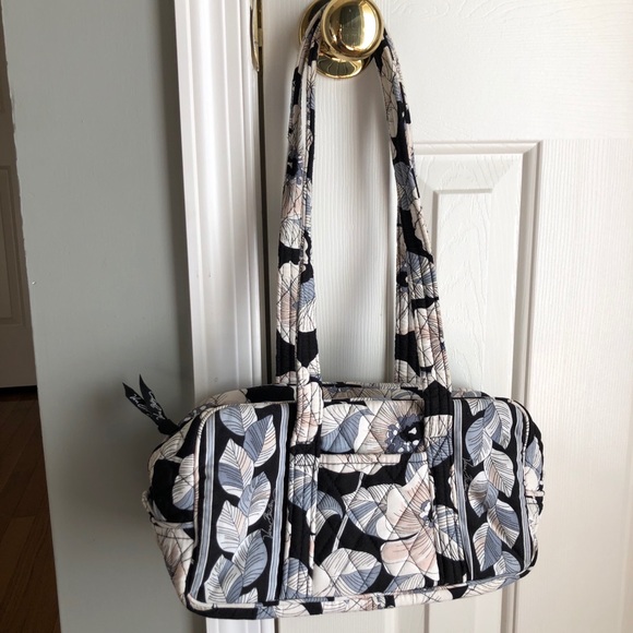 🌟Vera Bradley Camellia Pattern Bag🌟 - Picture 2 of 8
